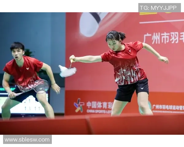 上海羽毛球队盯防体系解析与战术应用研究